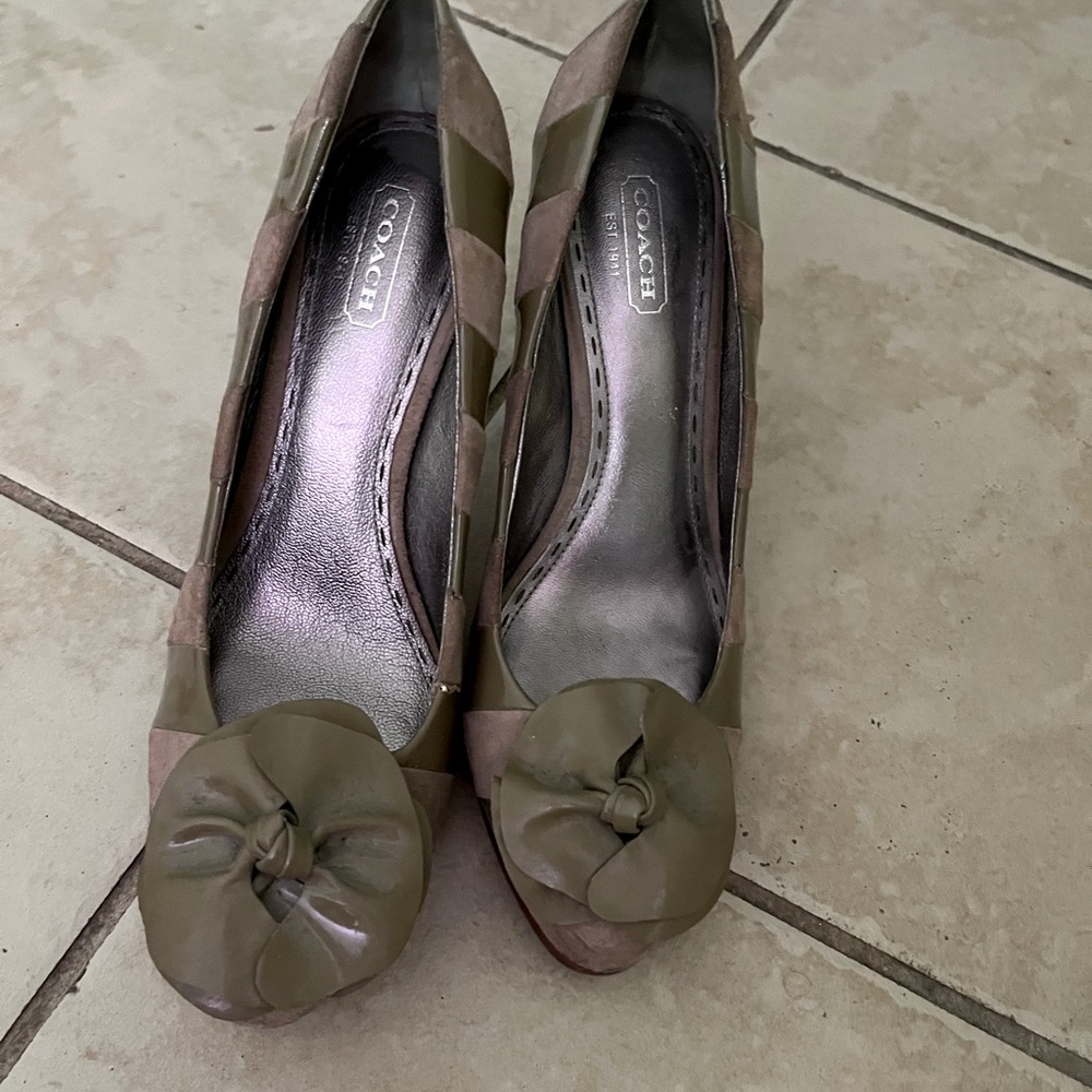 Coach used in good condition size 8